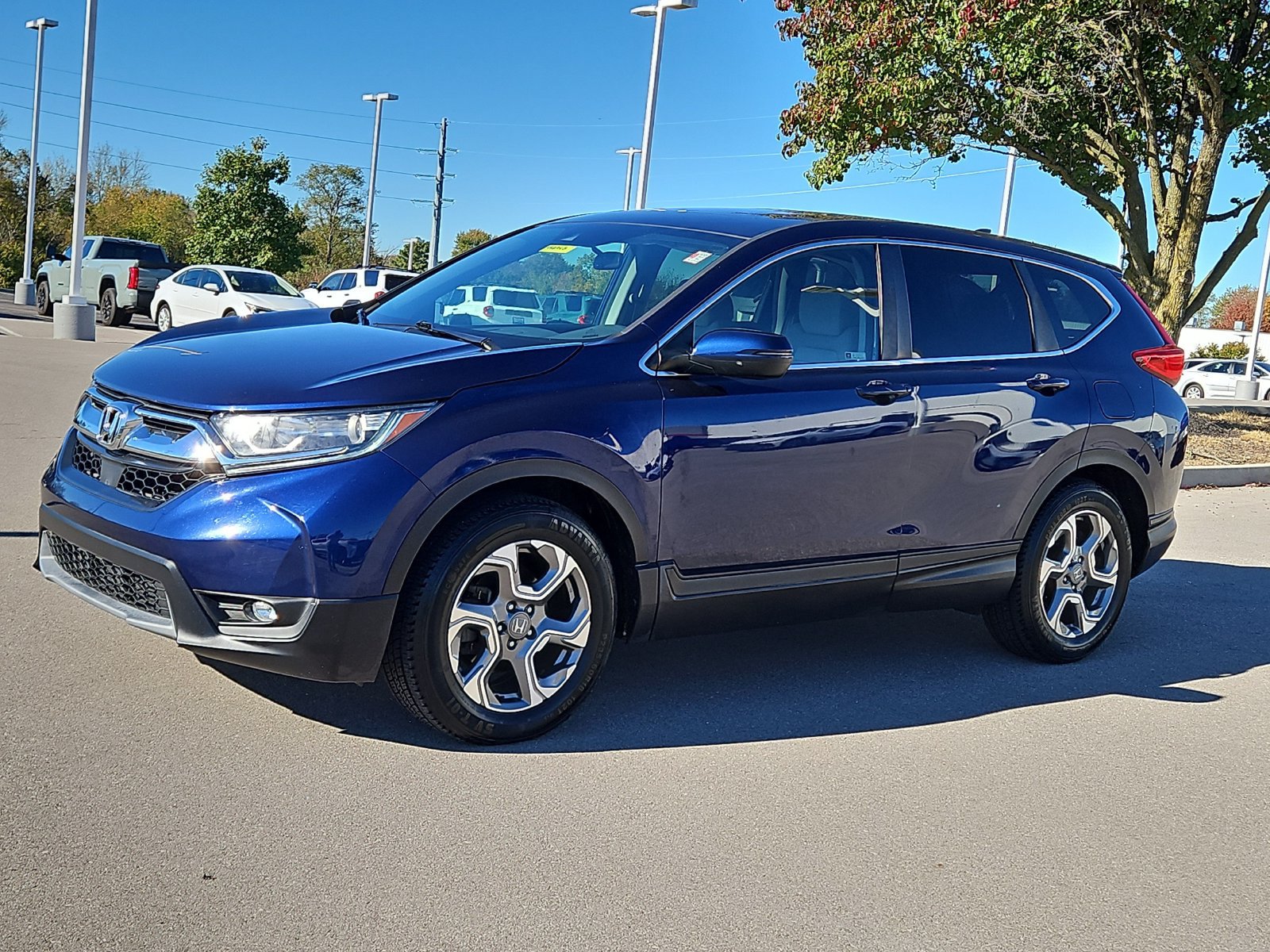Used 2018 Honda CR-V EX image 2