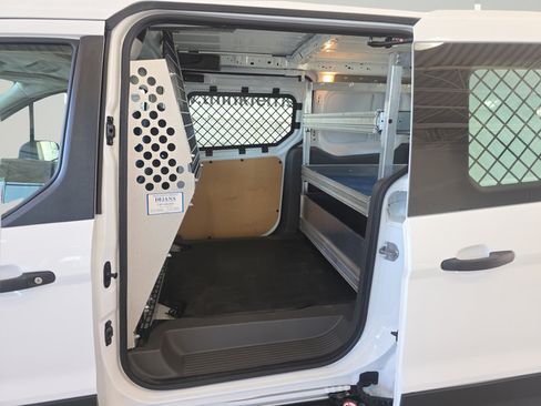 Used 2022 Ford Transit Connect XLT FWD image 22