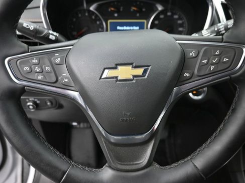 Used 2024 Chevrolet Equinox Premier AWD/4WD image 19