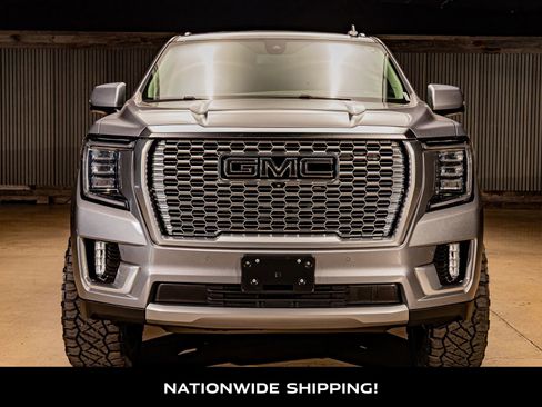 Used 2021 GMC Yukon Denali image 4
