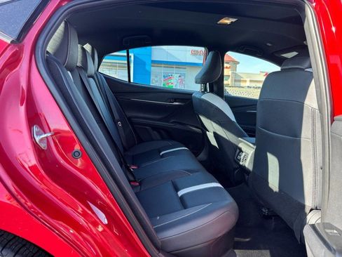 Used 2025 Toyota Camry SE image 10