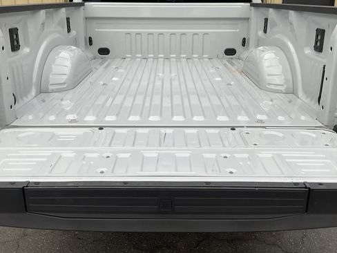 Used 2025 Ford F350 Platinum w/ FX4 Off-Road Package image 49