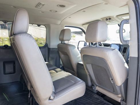 Used 2021 Nissan NV 3500 SL image 25