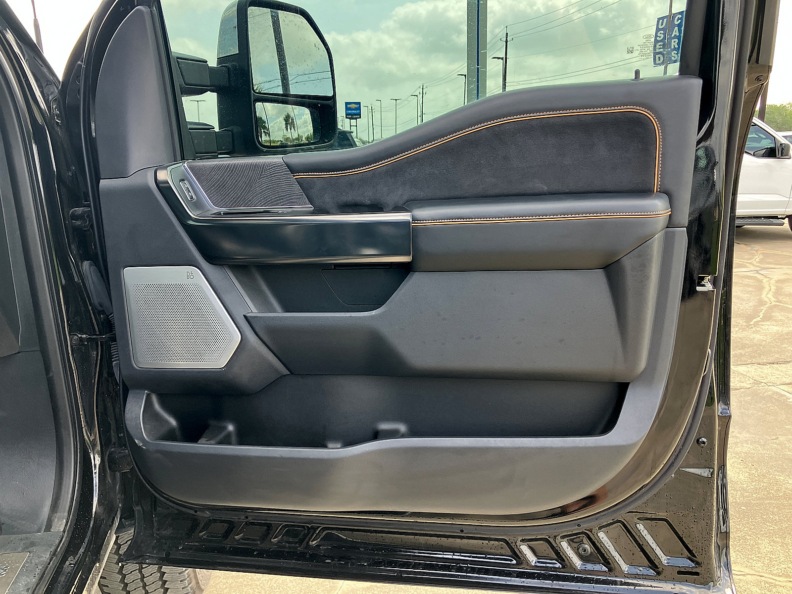 Used 2024 Ford F250 Platinum AWD/4WD image 14
