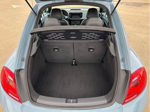 Used 2013 Volkswagen Beetle 2.5 image 12