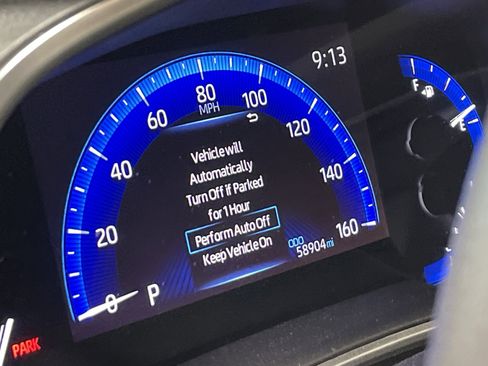 Used 2022 Toyota Corolla Cross XLE FWD image 10