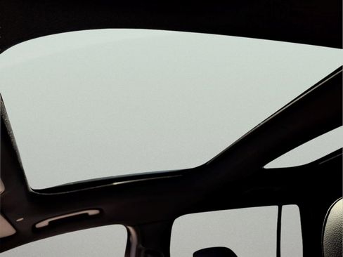 Certified 2022 Mercedes-Benz GLB 250 4MATIC image 33