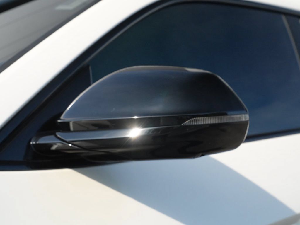 Used 2023 Lamborghini Urus S AWD/4WD image 12