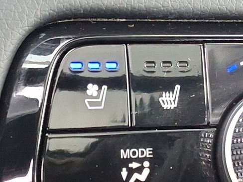 Certified 2024 Honda Pilot Elite image 28