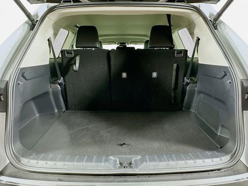 Used 2025 Toyota Grand Highlander AWD image 30