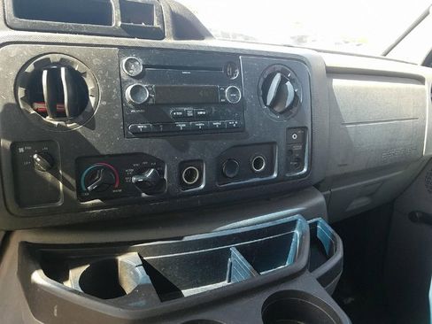 Used 2009 Ford E-350 and Econoline 350 Super Duty image 3