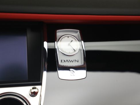 Certified 2020 Rolls-Royce Dawn RWD image 40