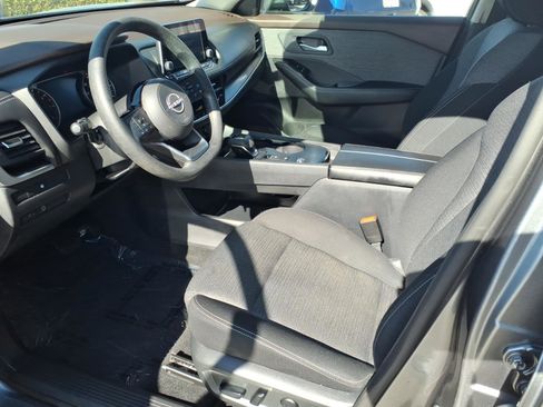 Certified 2023 Nissan Rogue SV image 14