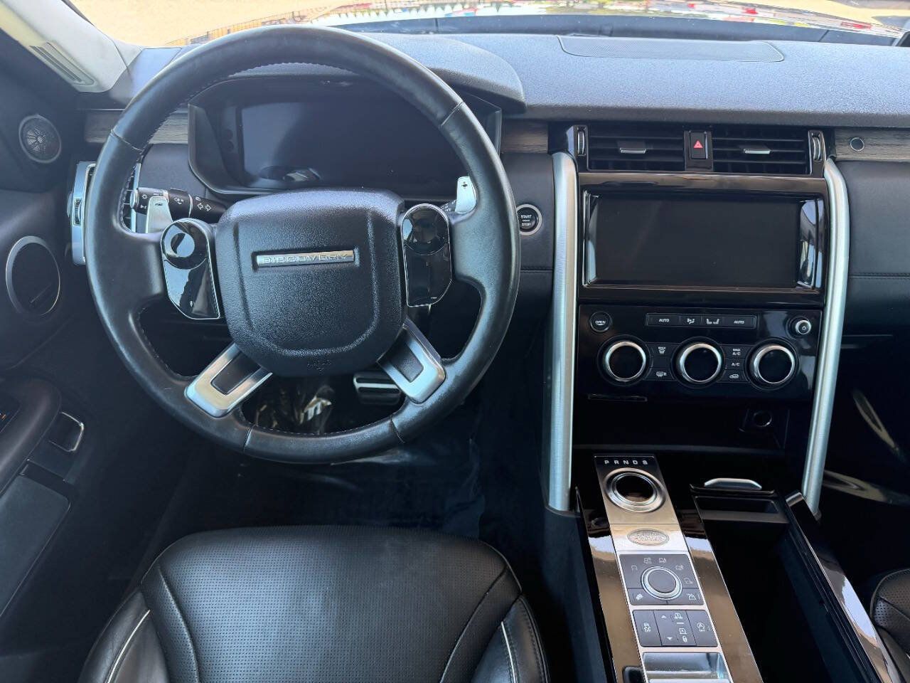 Used 2020 Land Rover Discovery HSE AWD/4WD image 18