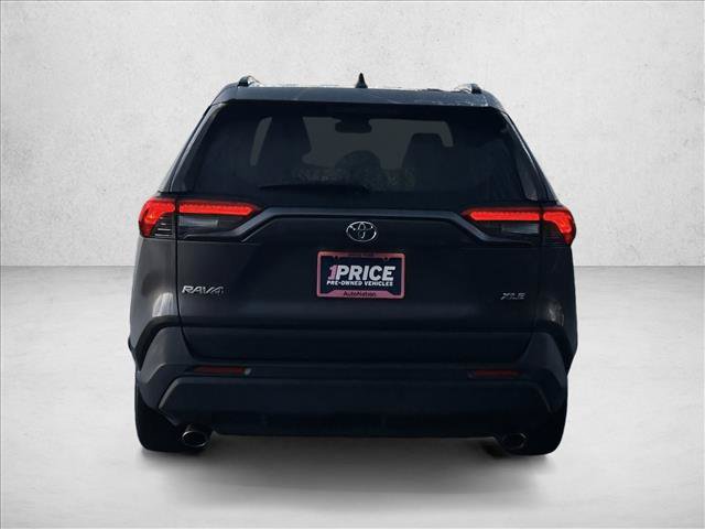 Used 2019 Toyota RAV4 XLE w/ Convenience Package FWD image 6