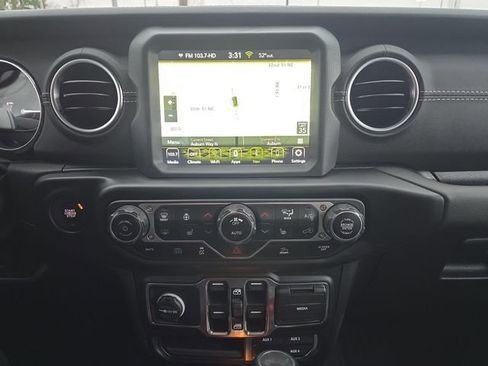 Used 2022 Jeep Wrangler Unlimited Sahara w/ Cold Weather Group image 25