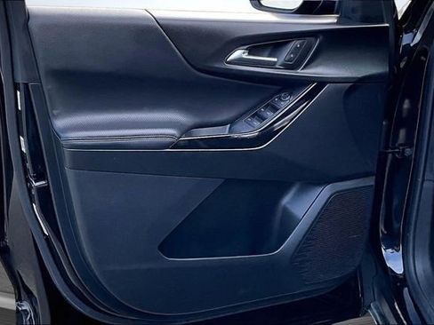 Used 2025 Chevrolet Equinox LT image 20