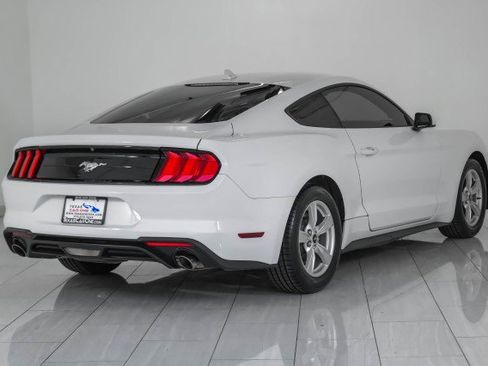Used 2021 Ford Mustang Coupe image 6
