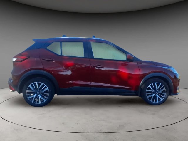 Certified 2024 Nissan Kicks SV w/ Interior Electronics Package FWD image 7