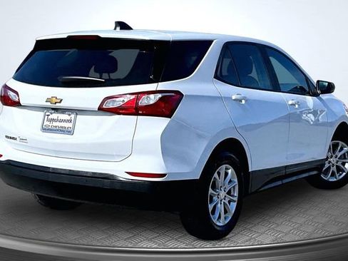Used 2021 Chevrolet Equinox LS FWD image 6