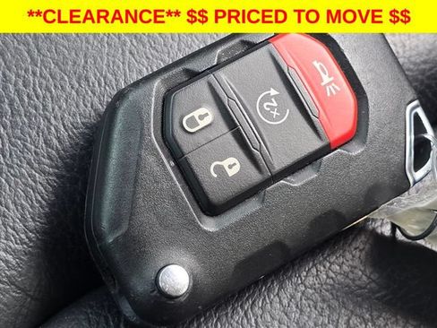 Used 2018 Jeep Wrangler Unlimited Rubicon w/ Cold Weather Group AWD/4WD image 30