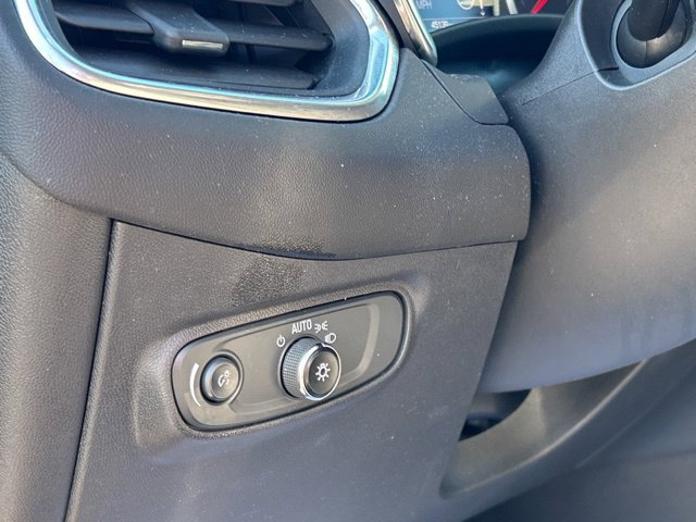 Used 2022 Chevrolet Equinox LT FWD image 32