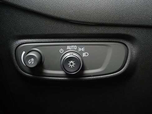Used 2023 Chevrolet Equinox RS AWD/4WD image 15