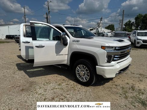 Used 2022 Chevrolet Silverado 2500 High Country w/ Z71 Off-Road Package AWD/4WD image 36