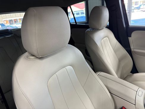 Used 2023 Mercedes-Benz GLA 250 4MATIC image 51