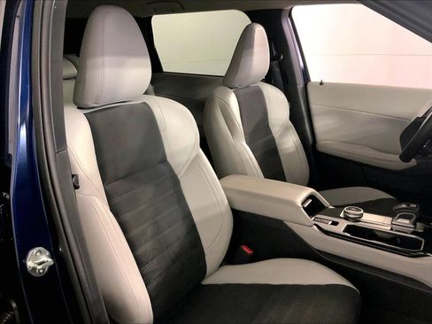 Used 2025 Mitsubishi Outlander SE image 7