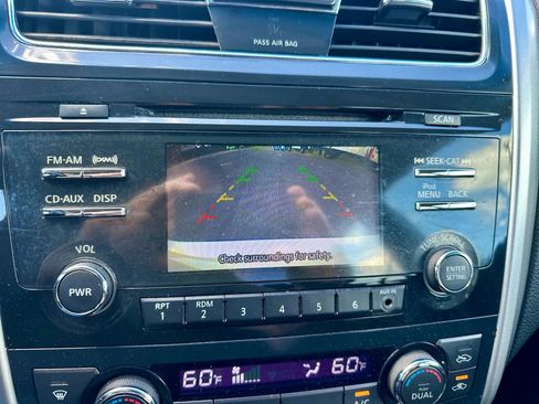 Used 2013 Nissan Altima 2.5 SV FWD image 14