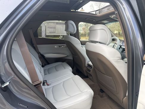 New 2026 Genesis GV70 2.5T Advanced image 31