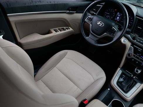 Used 2017 Hyundai Elantra SE w/ SE A/T Tech Package 03 image 20