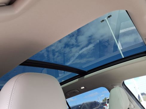 New 2026 Volkswagen Atlas SE image 7