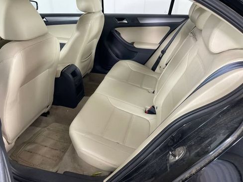 Used 2013 Volkswagen Jetta TDI FWD image 13