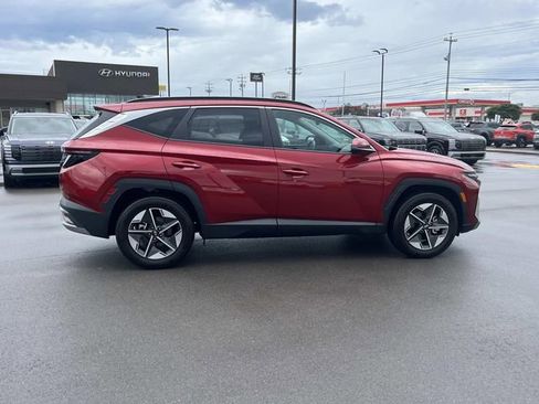 Certified 2025 Hyundai Tucson SEL FWD image 4