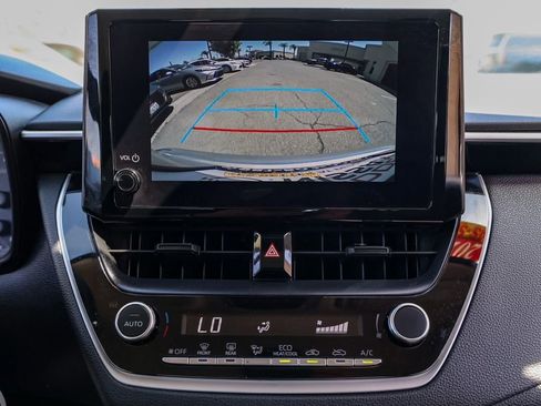 Used 2024 Toyota Corolla LE FWD image 29