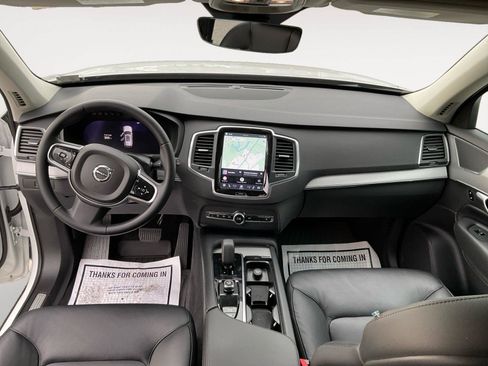 Used 2023 Volvo XC90 B5 Core AWD/4WD image 10