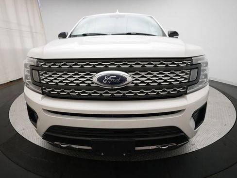 Used 2019 Ford Expedition Max Platinum AWD/4WD image 11