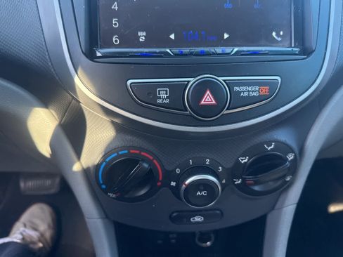 Used 2017 Hyundai Accent SE image 24