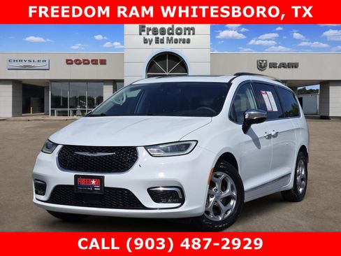 Used 2023 Chrysler Pacifica Limited FWD image 1