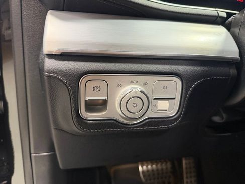 Used 2025 Mercedes-Benz GLE 53 AMG 4MATIC image 19