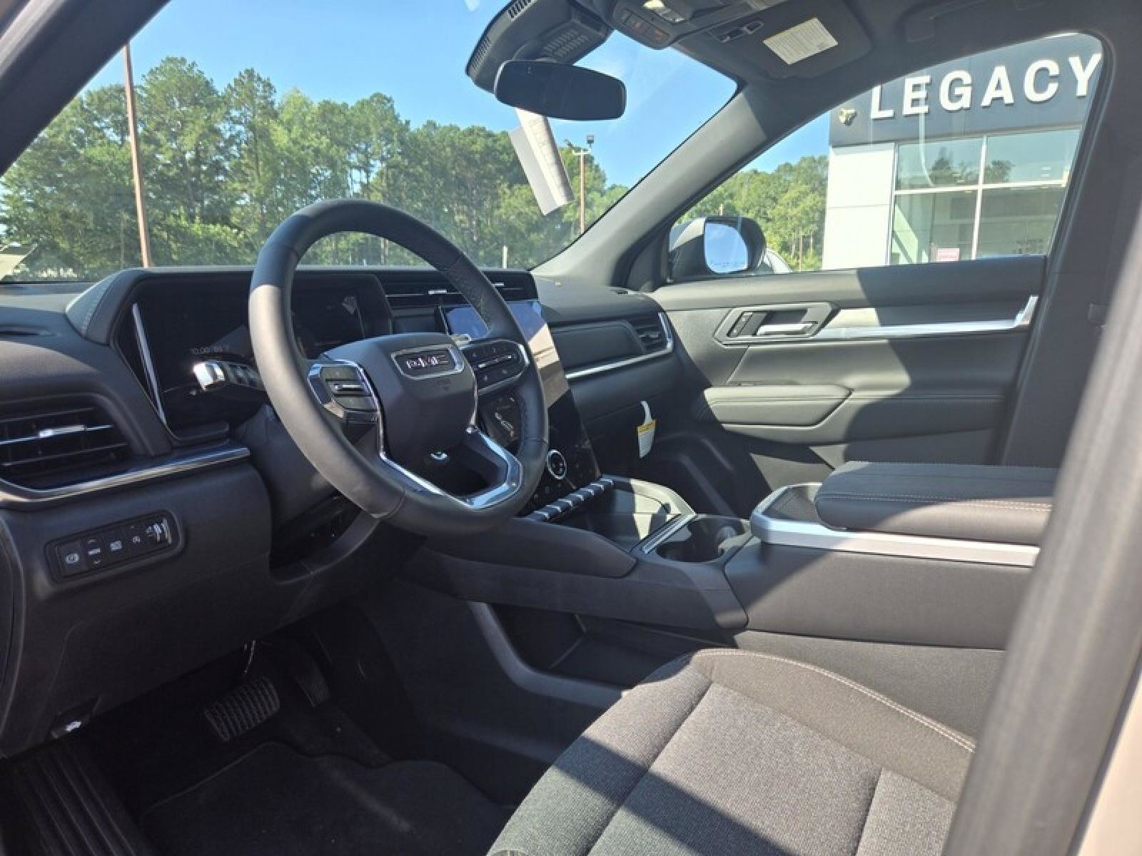 New 2027 GMC Terrain Elevation w/ Black Edition FWD image 18
