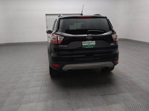 Used 2018 Ford Escape SE FWD image 6