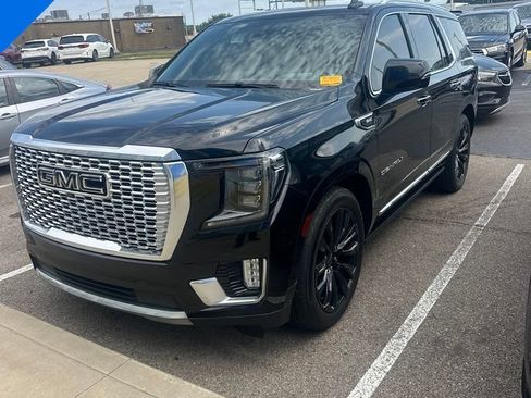 Used 2022 GMC Yukon Denali w/ Denali Premium Package AWD/4WD image 1