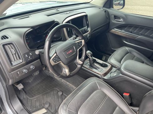 Used 2022 GMC Canyon Denali AWD/4WD image 10