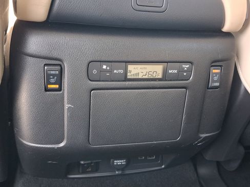 Certified 2023 Nissan Armada Platinum w/ Cargo Package AWD/4WD image 13