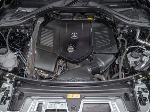 Certified 2023 Mercedes-Benz GLC 300 image 21