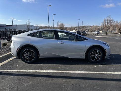 New 2026 Toyota Prius Limited image 10