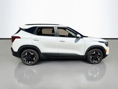 Used 2025 Kia Seltos S FWD image 4